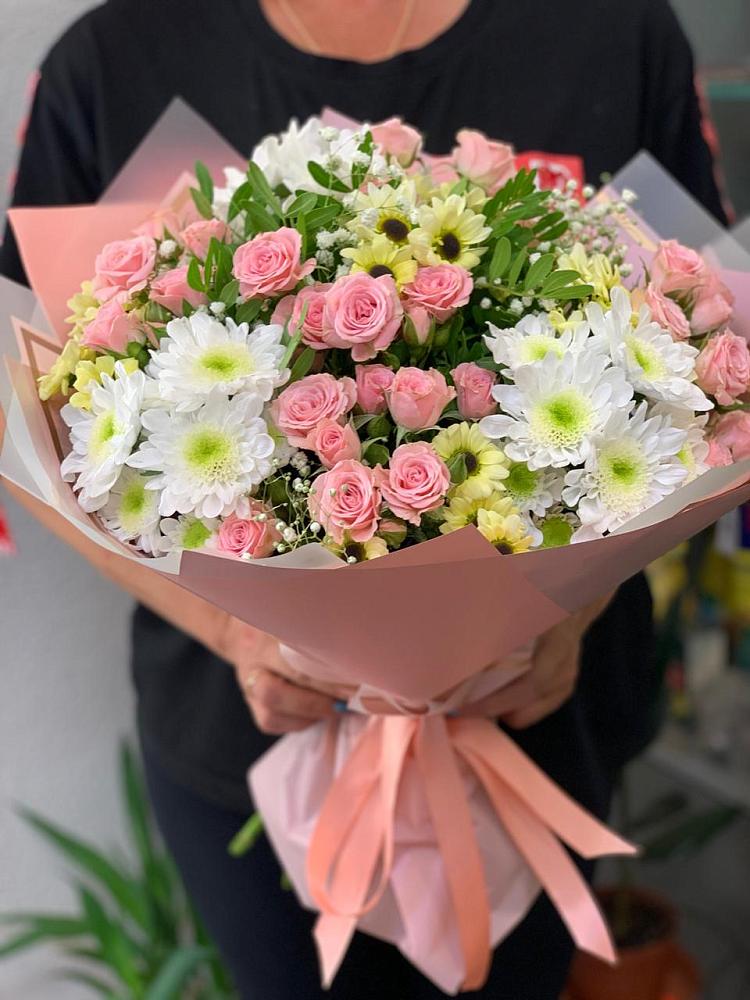 Букет цветов из: Розы и Хризантемы в Филиппенково