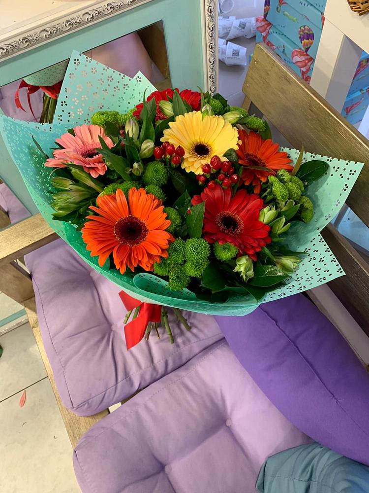 Букет цветов из: Герберы, Хризантемы и Альстромерии в Филиппенково