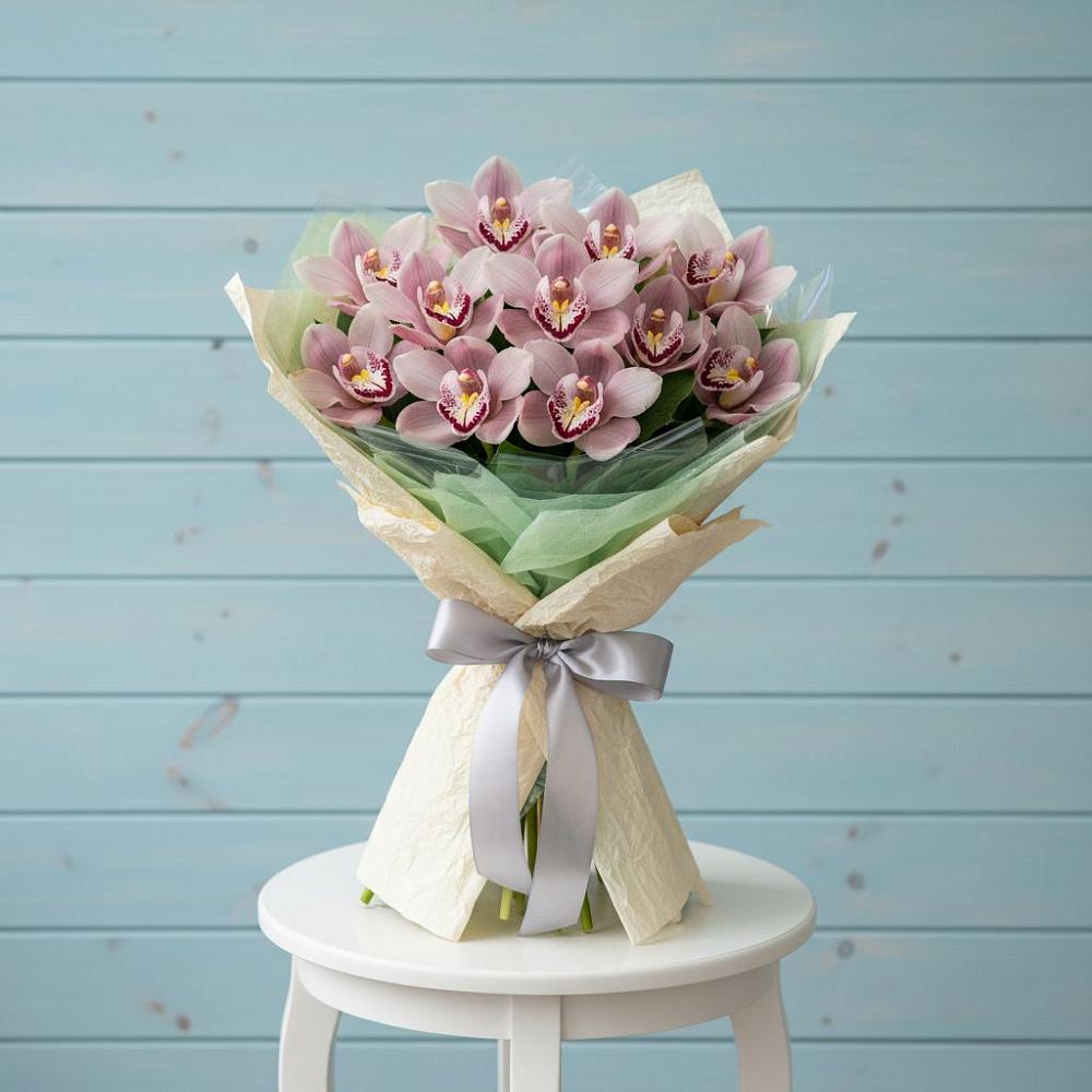 Букет цветов из: Орхидеи и Розы в Филиппенково