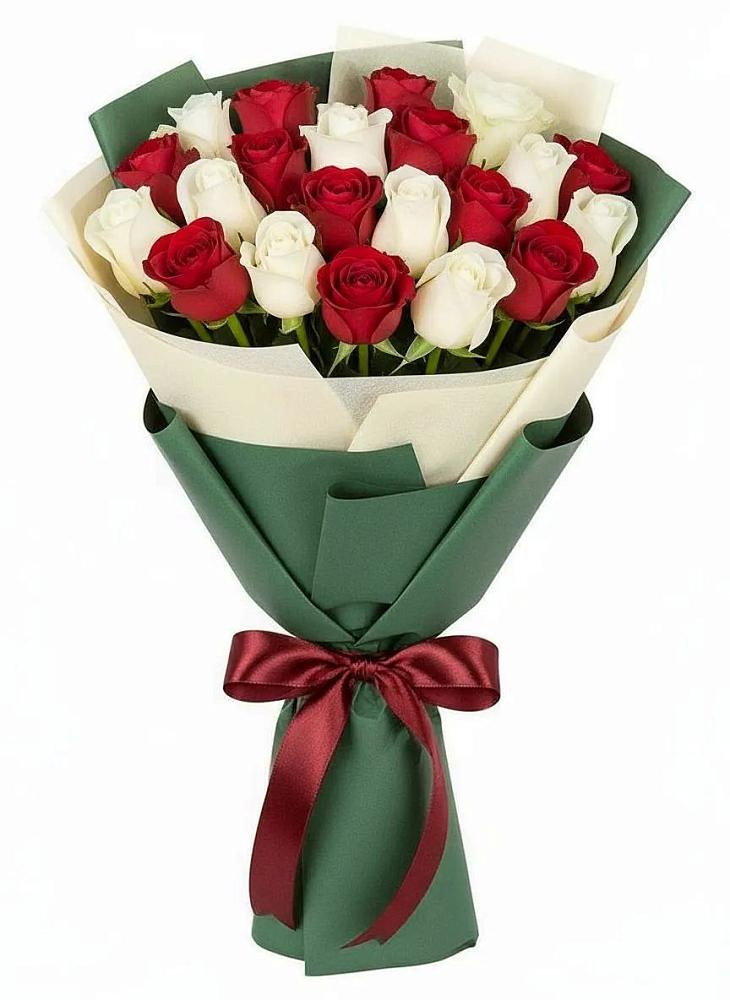 Букет Микс из красных и белых роз в Филиппенково