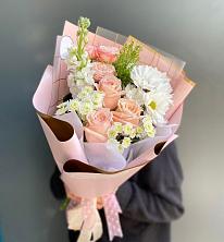 Букет цветов из:  Хризантемы и Розы в Филиппенково