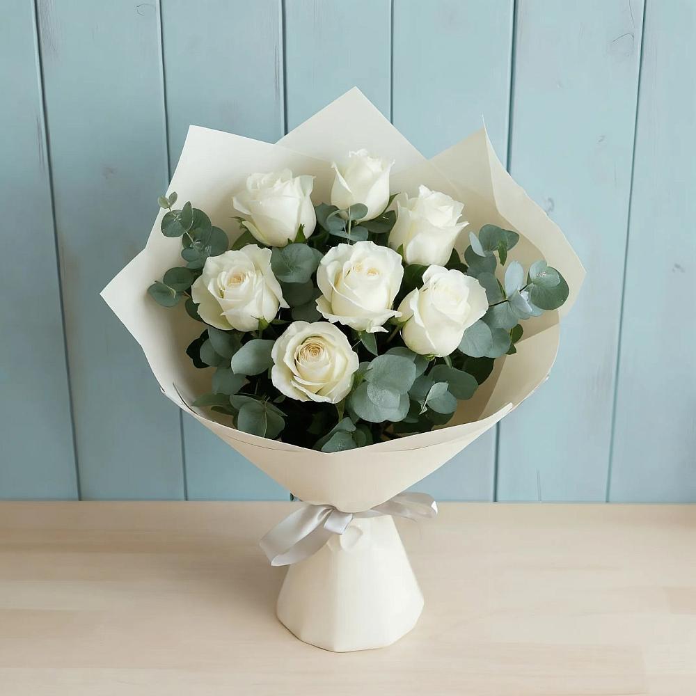 Букет Белые розы в Эвкалипте в Филиппенково