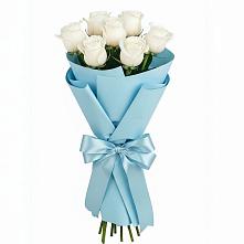 Букет 7 белых роз Проуд в Филиппенково