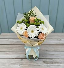 Букет цветов из:  Герберы, Розы и Хризантемы в Филиппенково