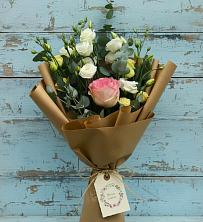 Букет цветов из:  Розы и Лизиантусы в Филиппенково